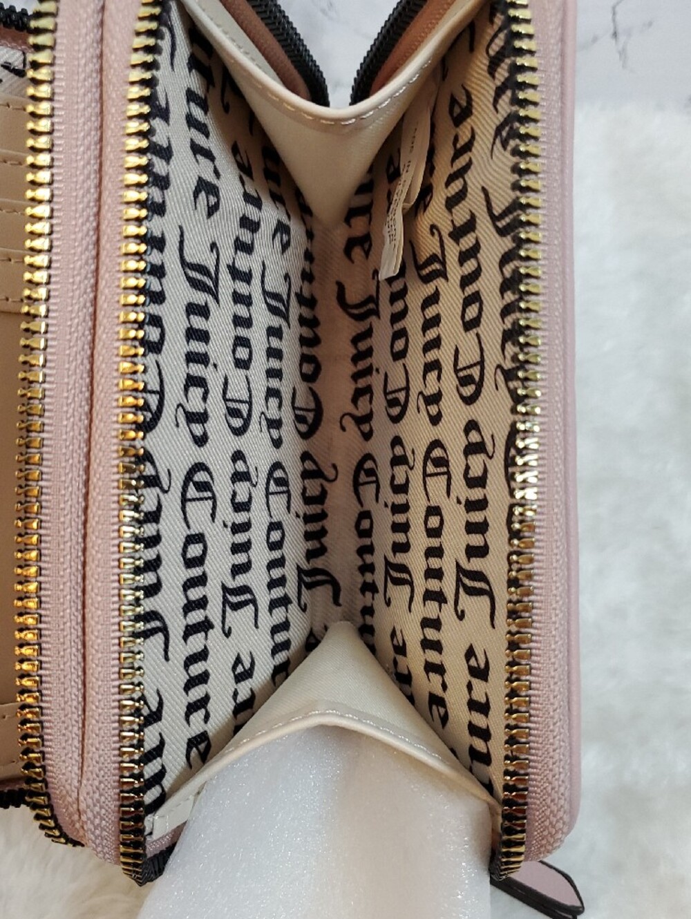 Juicy Couture Retro Vibe Medium Double Zip Around Wallet NWT - Picture 8 of 8